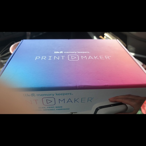 Print maker used with apple phones retail for $180 at Walmart &200 at Michaels - Picture 2 of 9